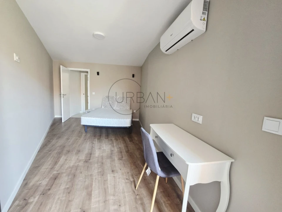 Apartamento T2 para Venda em Viseu Foto 11
