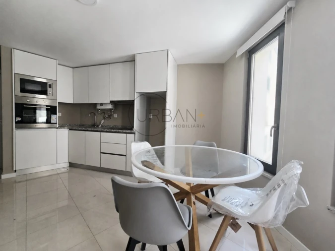 Apartamento T2 para Venda em Viseu Foto 4