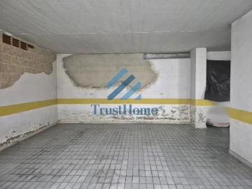 Apartamento T2 para Venda em Agualva e Mira-Sintra