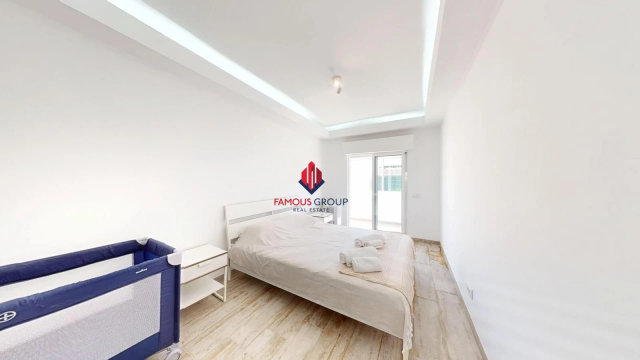 Apartamento T2 para Venda em Quarteira Foto 16