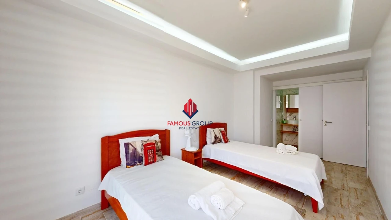 Apartamento T2 para Venda em Quarteira Foto 24