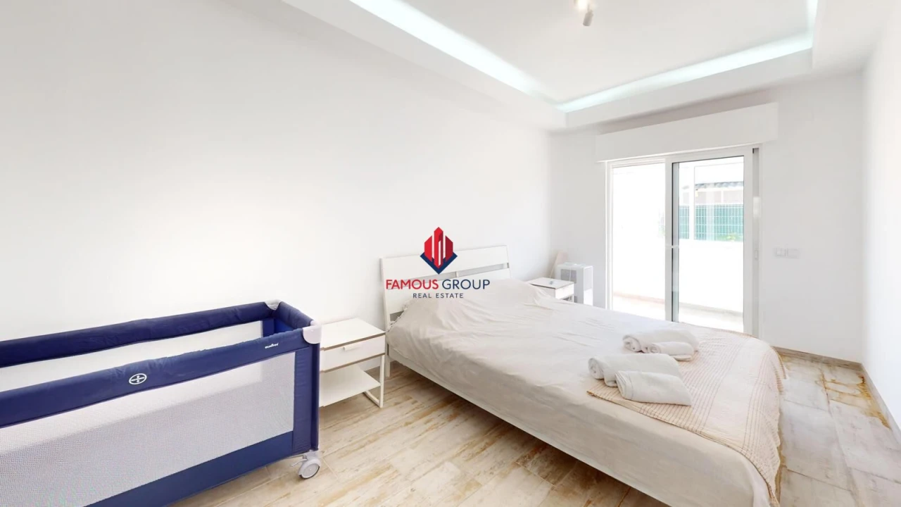 Apartamento T2 para Venda em Quarteira Foto 32