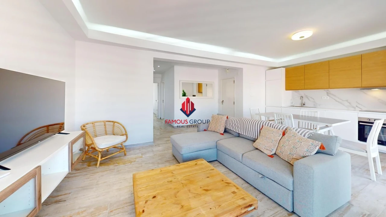 Apartamento T2 para Venda em Quarteira Foto 8