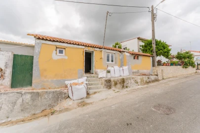 Moradia T2 para Venda em Moçarria