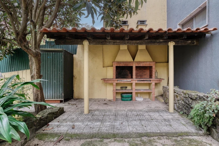 Apartamento T3 para Venda em Rio de Mouro Foto 30