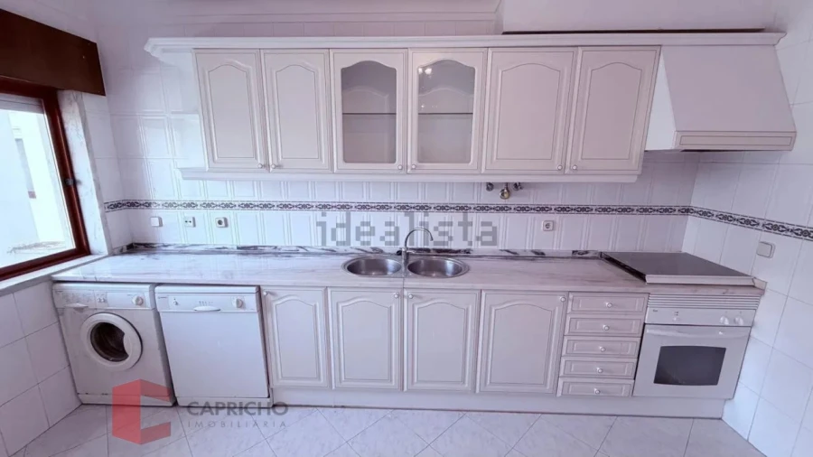 Apartamento T2 para Venda em Algueirão-Mem Martins Foto 5