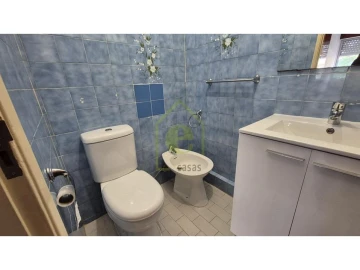 Apartamento T3 para Venda em Santo António dos Cavaleiros e Frielas