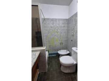 Apartamento T3 para Venda em Santo António dos Cavaleiros e Frielas