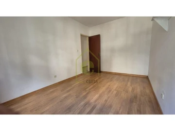 Apartamento T3 para Venda em Santo António dos Cavaleiros e Frielas