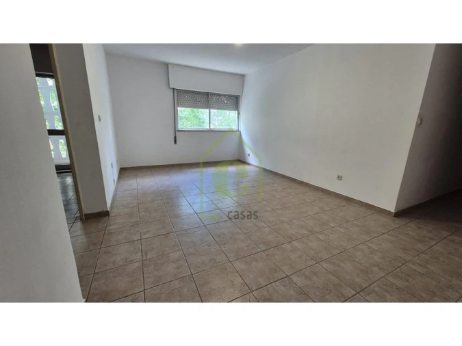 Apartamento T3 para Venda em Santo António dos Cavaleiros e Frielas Foto 8