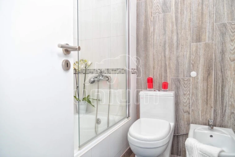 Apartamento T1 para Venda em Vila Praia de Ancora Foto 10