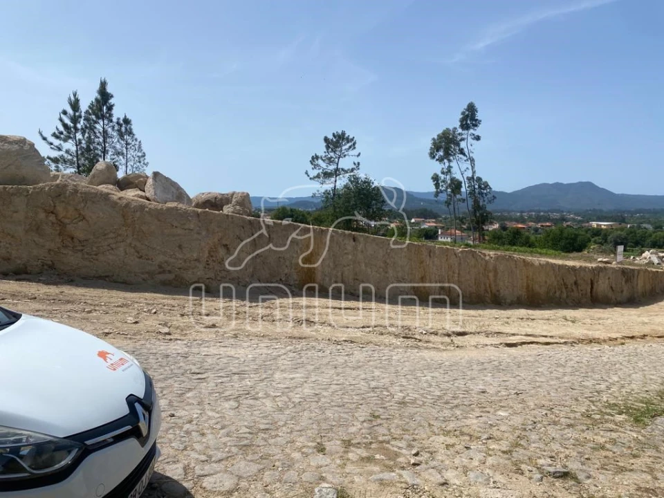 Terreno para Venda em Geraz do Lima (Santa Maria, Santa Leocádia, Moreira), Deão Foto 5