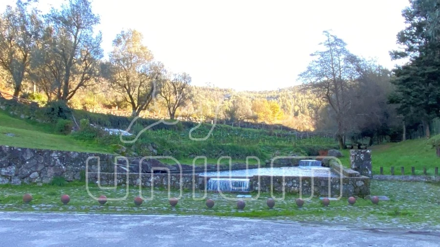 Terreno para Venda em Vila Nova de Anha