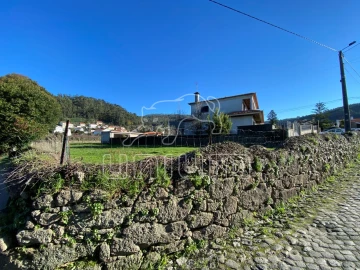 Terreno para Venda em Subportela, Deocriste e Portela Susã