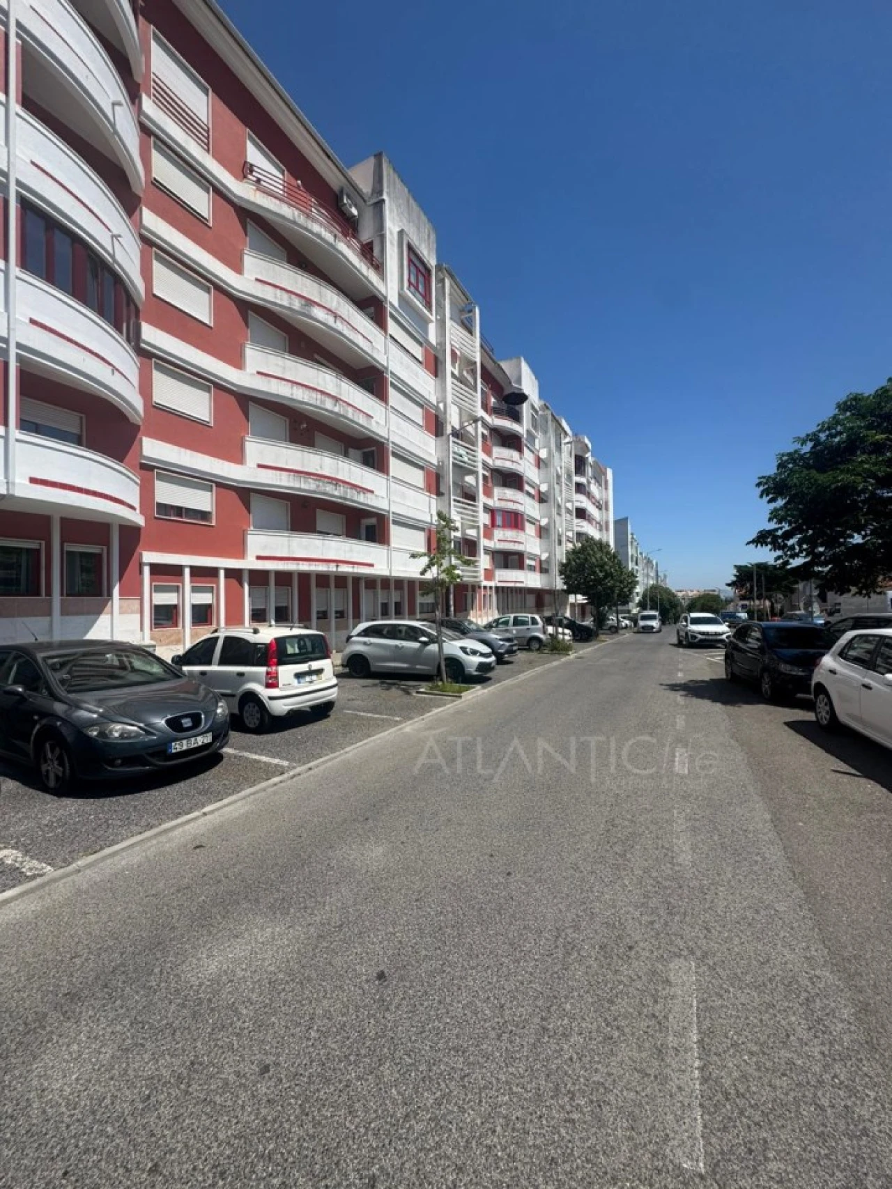 Apartamento T2 para Venda em Algueirão-Mem Martins Foto 1