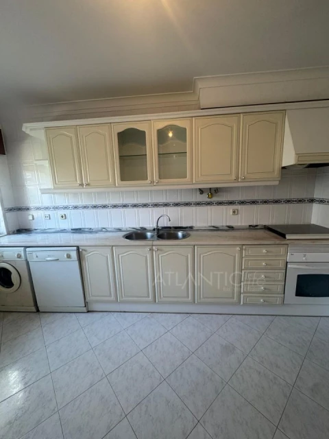 Apartamento T2 para Venda em Algueirão-Mem Martins