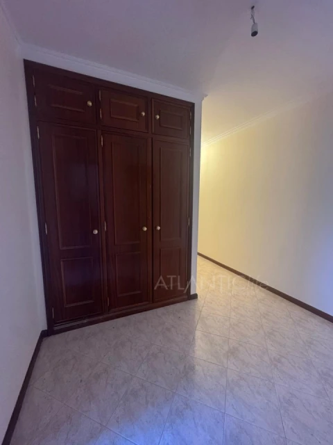Apartamento T2 para Venda em Algueirão-Mem Martins