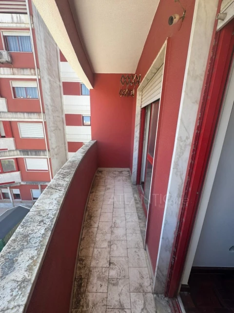 Apartamento T2 para Venda em Algueirão-Mem Martins