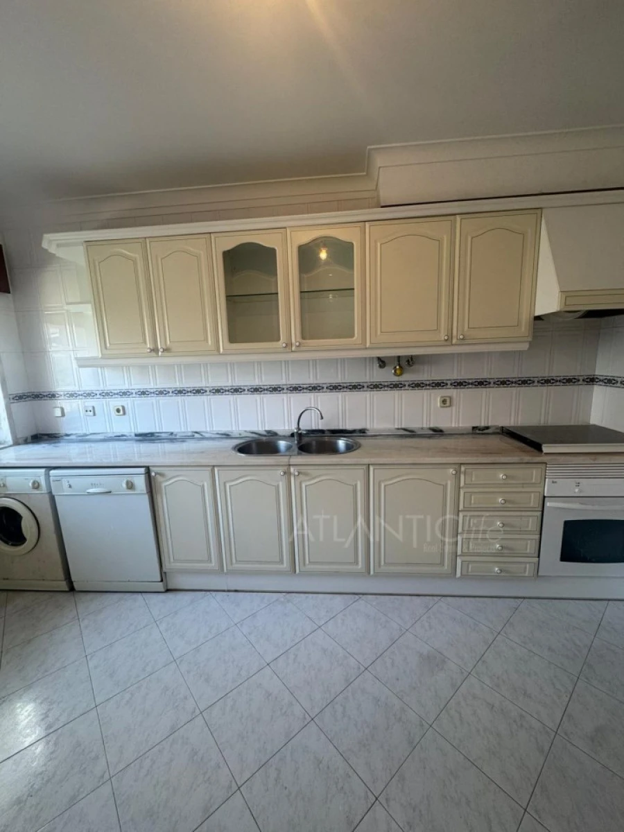 Apartamento T2 para Venda em Algueirão-Mem Martins Foto 8