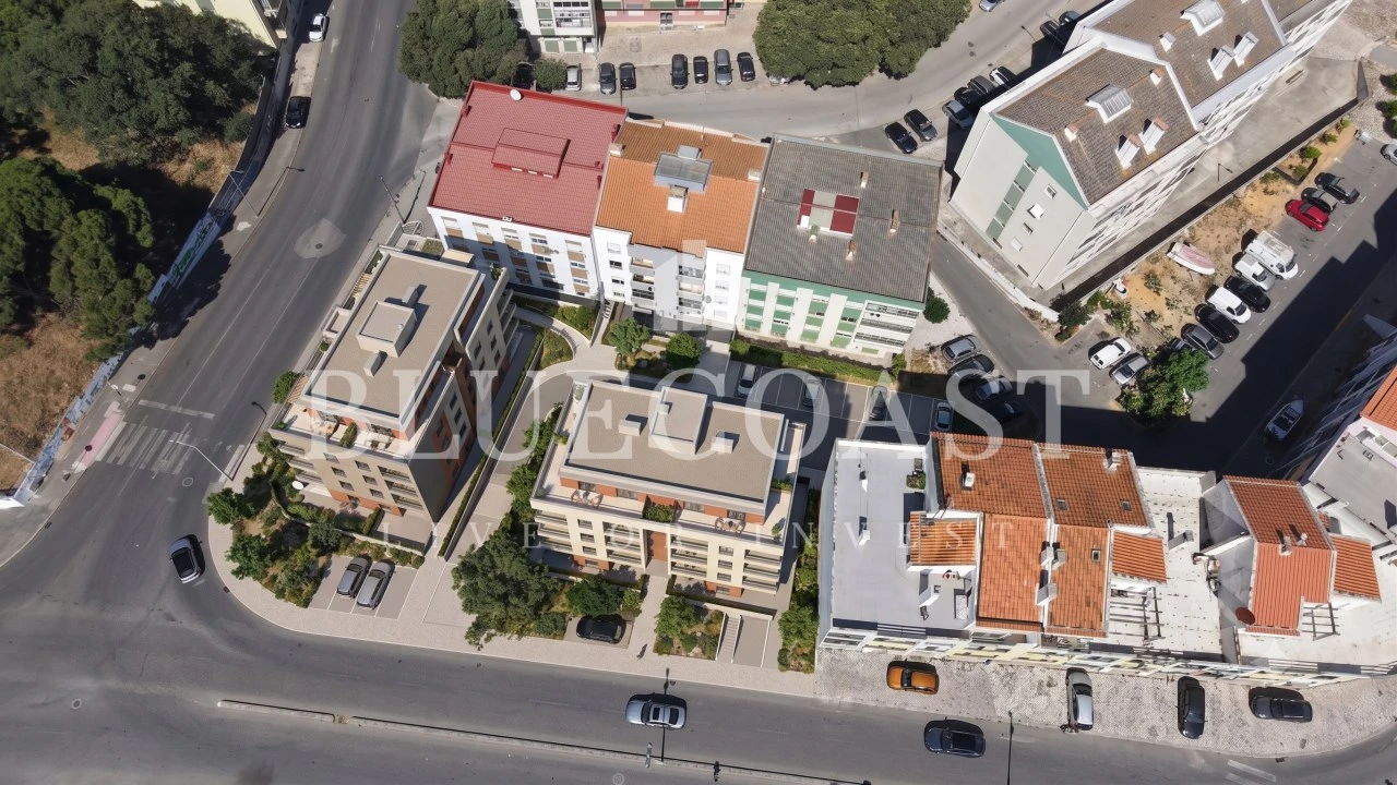 Terreno para Venda em Setubal (São Sebastião) Foto 5