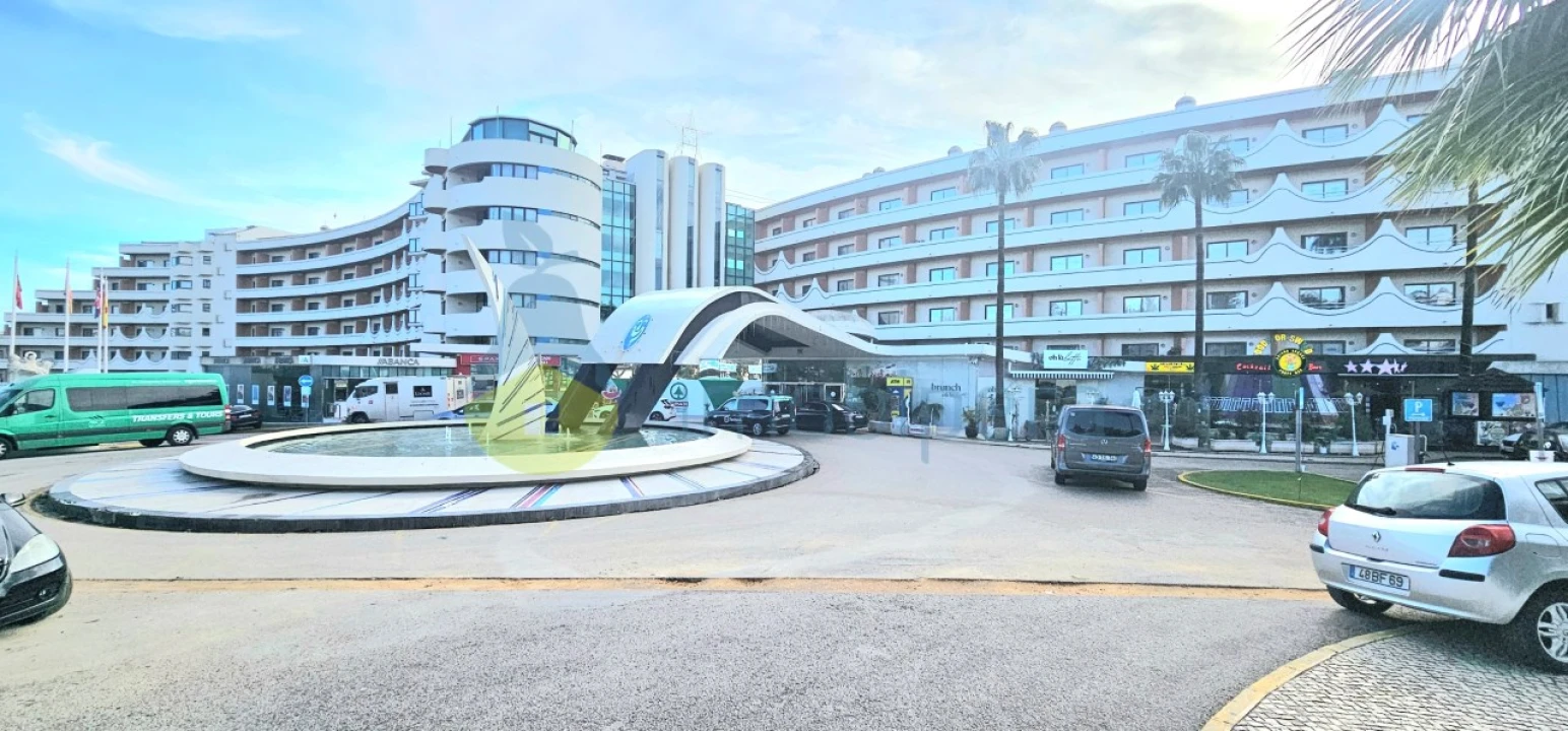 Apartamento T1 para Venda em Albufeira e Olhos de Água Foto 7