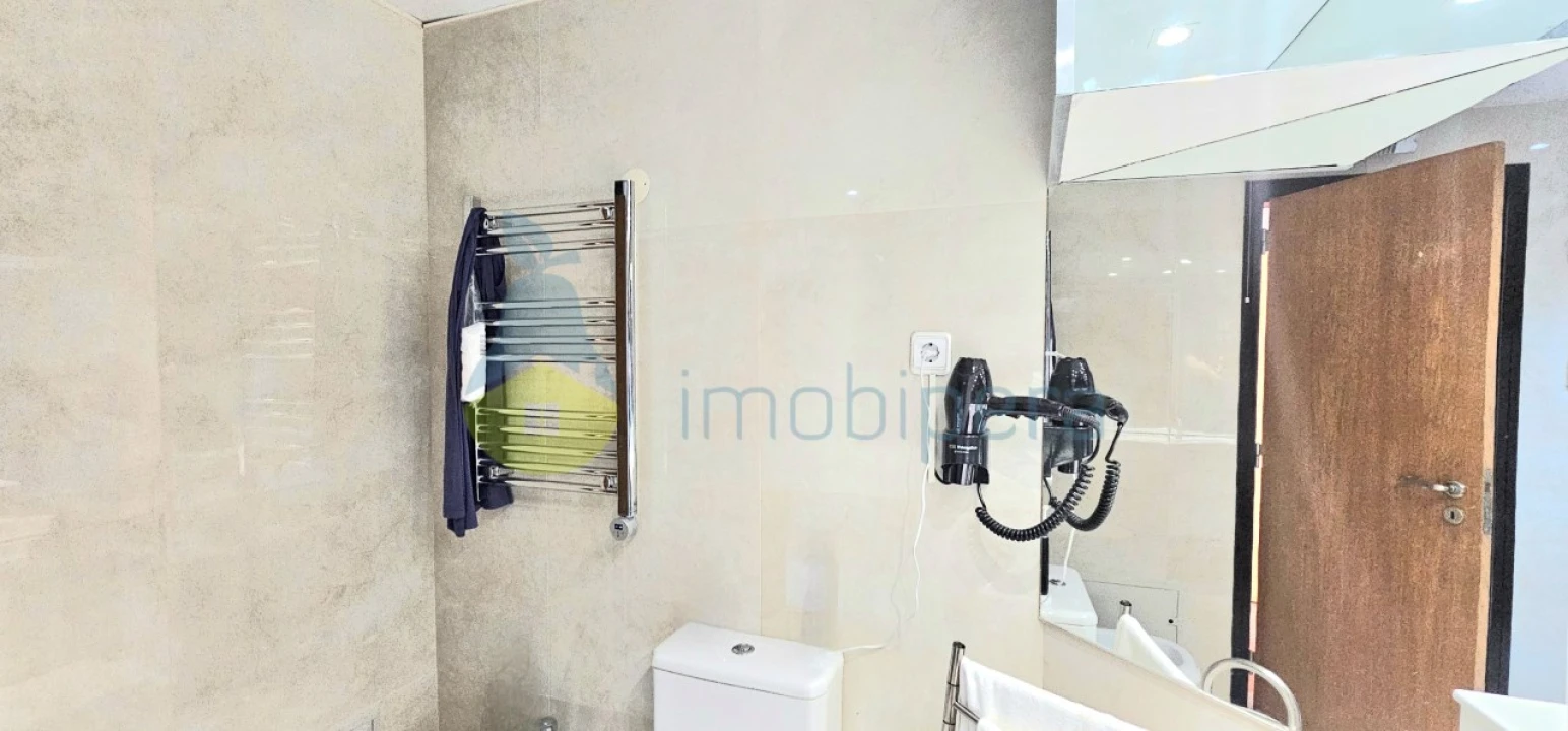 Apartamento T1 para Venda em Albufeira e Olhos de Água Foto 24