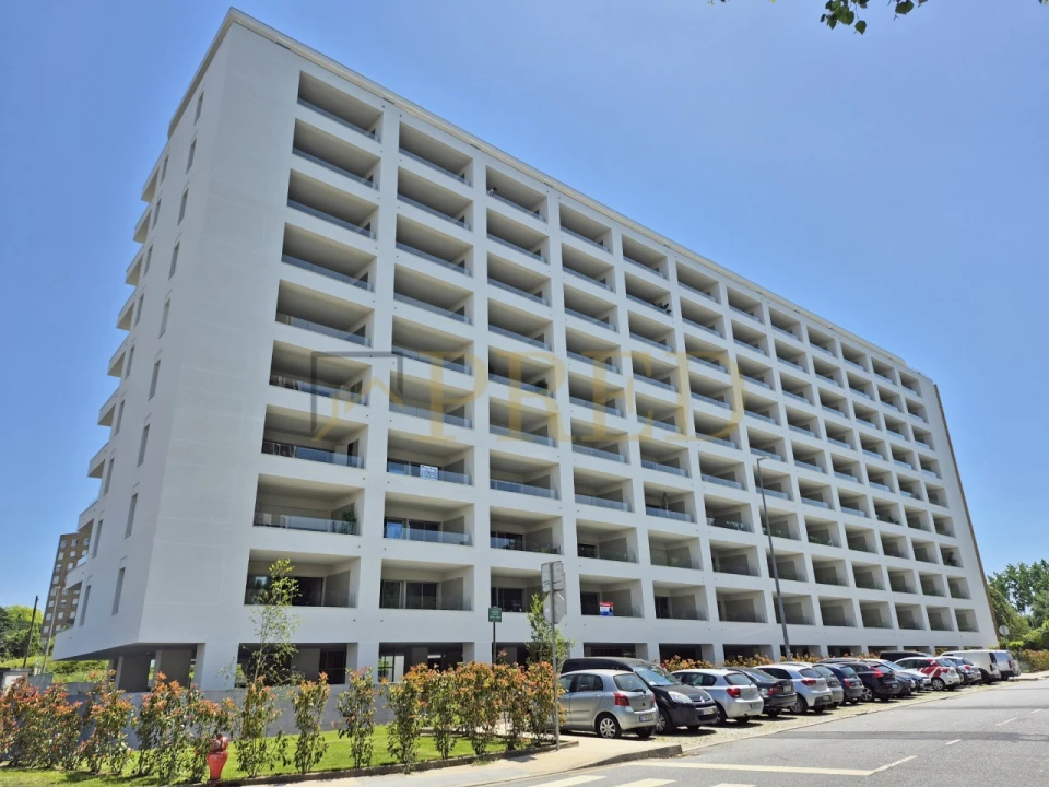 Apartamento T1 para Arrendamento em Ramalde Foto 16