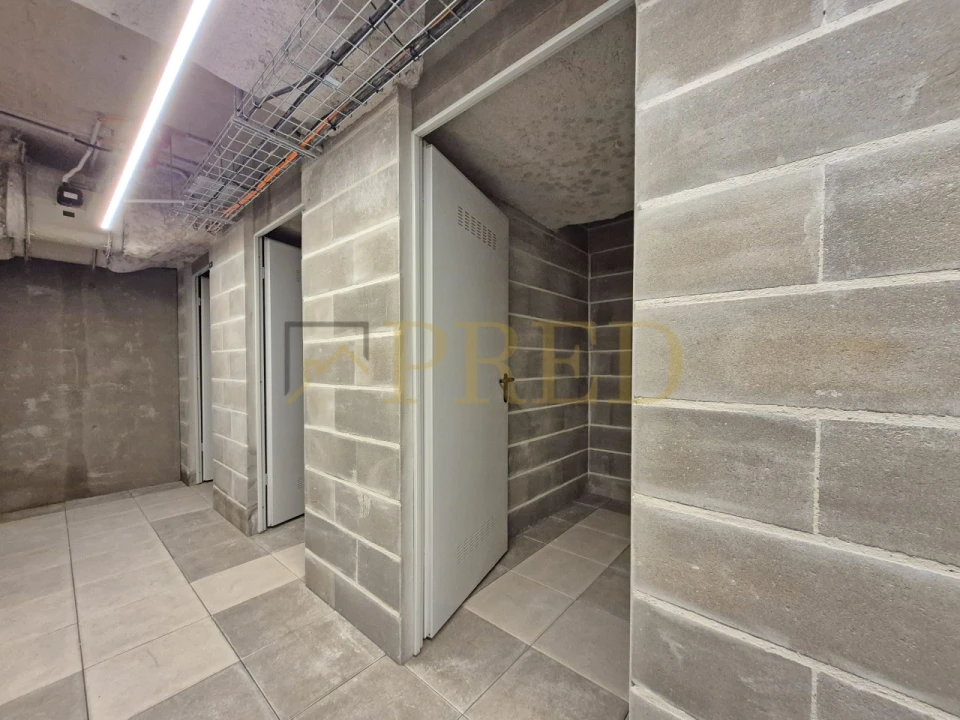 Apartamento T1 para Arrendamento em Ramalde Foto 15