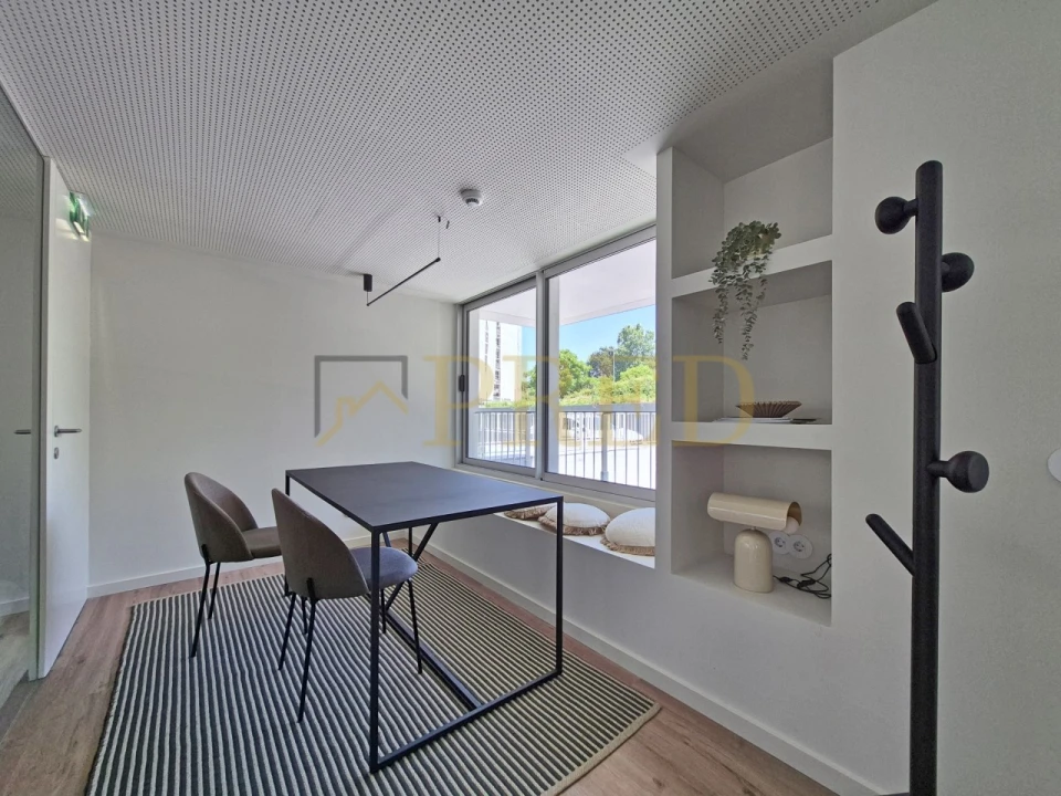 Apartamento T1 para Arrendamento em Ramalde Foto 19