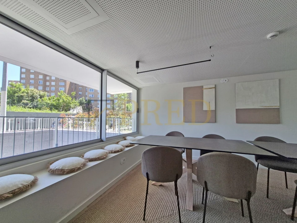 Apartamento T1 para Arrendamento em Ramalde Foto 21
