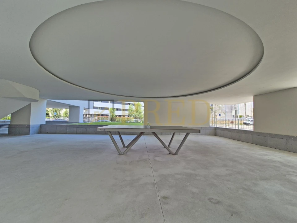 Apartamento T1 para Arrendamento em Ramalde Foto 22