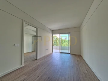 Apartamento T1 para Arrendamento em Ramalde
