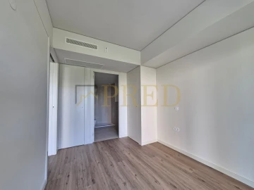 Apartamento T1 para Arrendamento em Ramalde