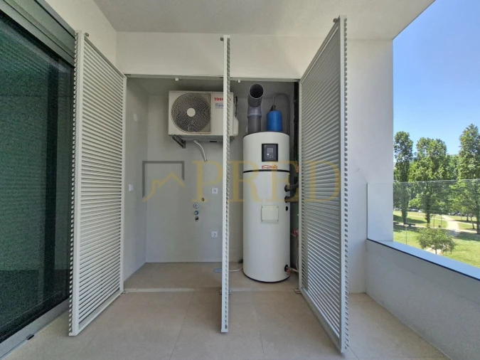 Apartamento T1 para Arrendamento em Ramalde Foto 9
