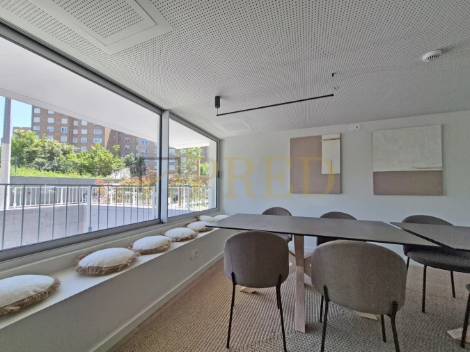Apartamento T1 para Arrendamento em Ramalde Foto 21
