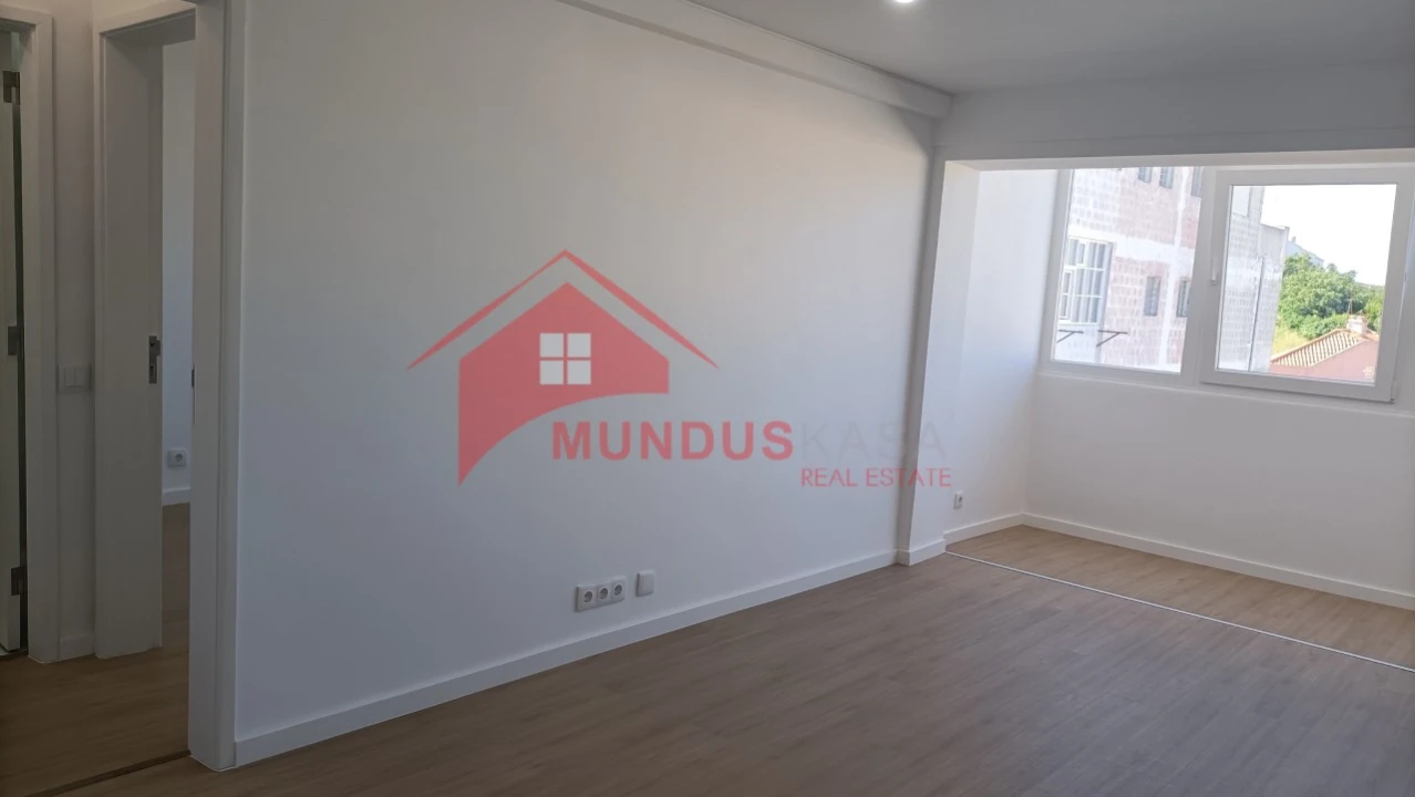 Apartamento T1 para Venda em Sesimbra (Castelo) Foto 14