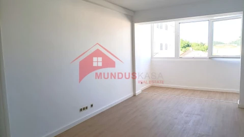 Apartamento T1 para Venda em Sesimbra (Castelo)