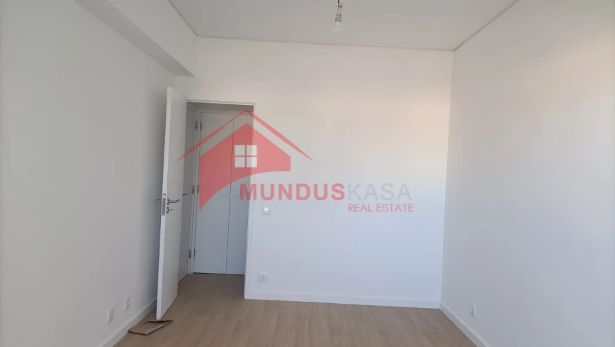 Apartamento T1 para Venda em Sesimbra (Castelo) Foto 17