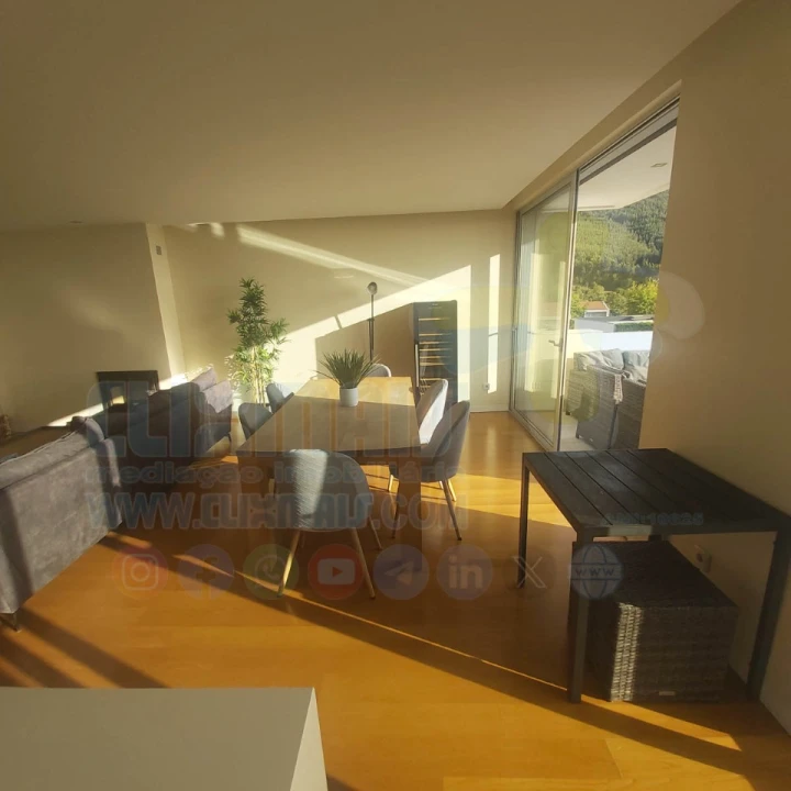 Apartamento T3 para Arrendamento em Nogueira, Fraião e Lamaçães Foto 15