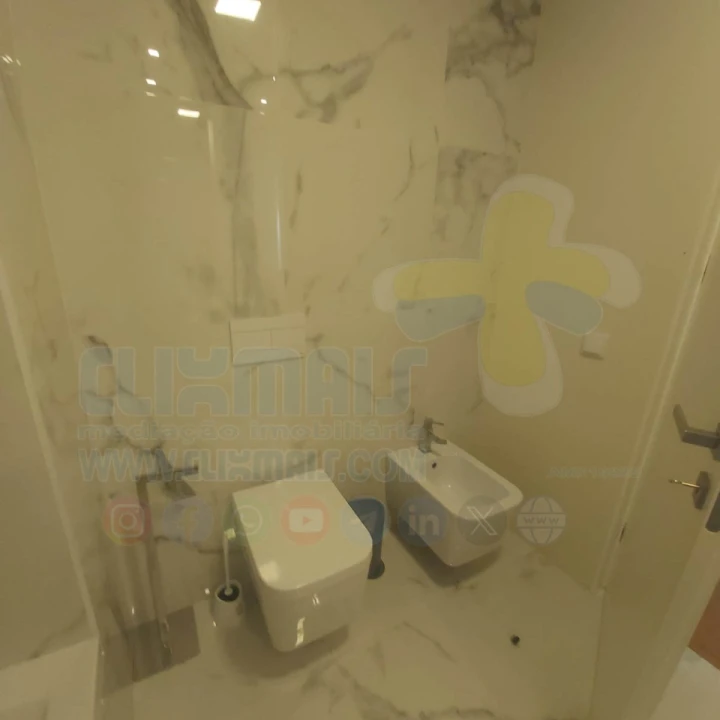 Apartamento T3 para Arrendamento em Nogueira, Fraião e Lamaçães Foto 30