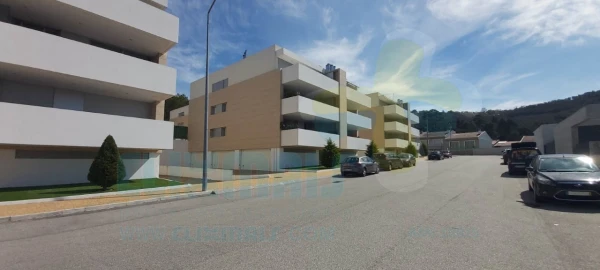 Apartamento T3 para Arrendamento em Nogueira, Fraião e Lamaçães