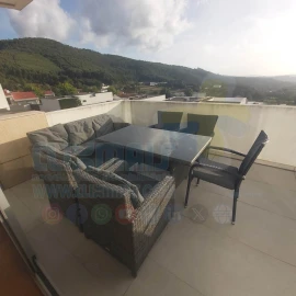 Apartamento T3 para Arrendamento em Nogueira, Fraião e Lamaçães