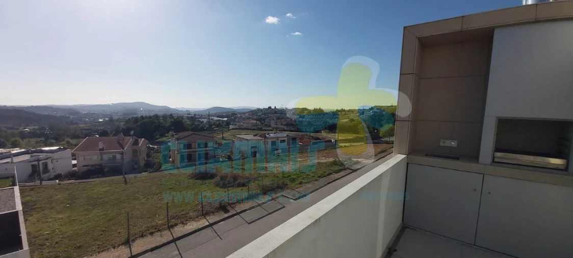 Apartamento T3 para Arrendamento em Nogueira, Fraião e Lamaçães Foto 8