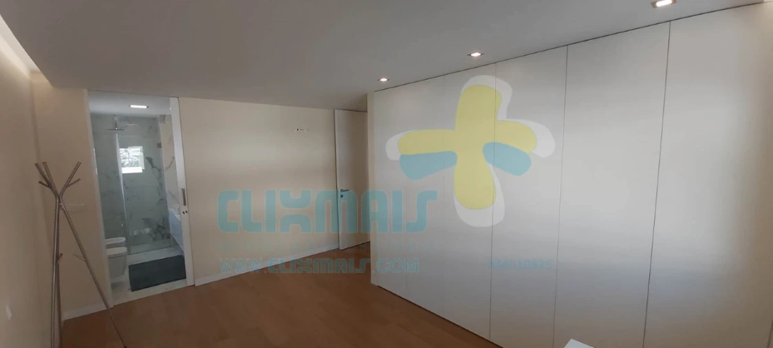 Apartamento T3 para Arrendamento em Nogueira, Fraião e Lamaçães Foto 33