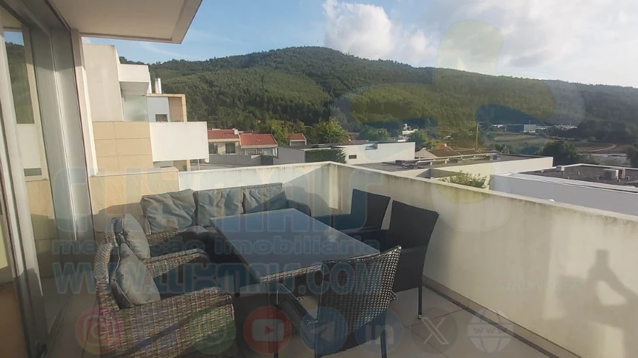 Apartamento T3 para Arrendamento em Nogueira, Fraião e Lamaçães