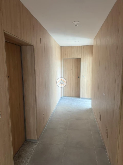 Apartamento T3 para Venda em Currelos, Papízios e Sobral