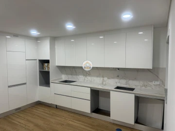 Apartamento T3 para Venda em Currelos, Papízios e Sobral