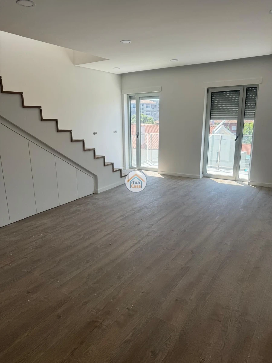Apartamento T3 para Venda em Currelos, Papízios e Sobral Foto 5