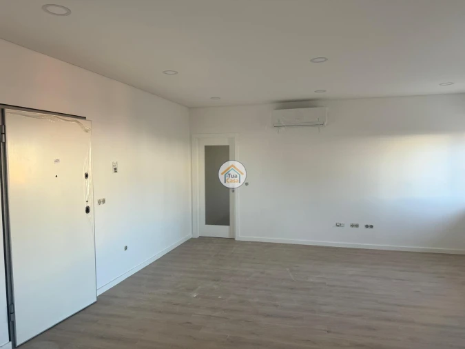 Apartamento T3 para Venda em Currelos, Papízios e Sobral Foto 7