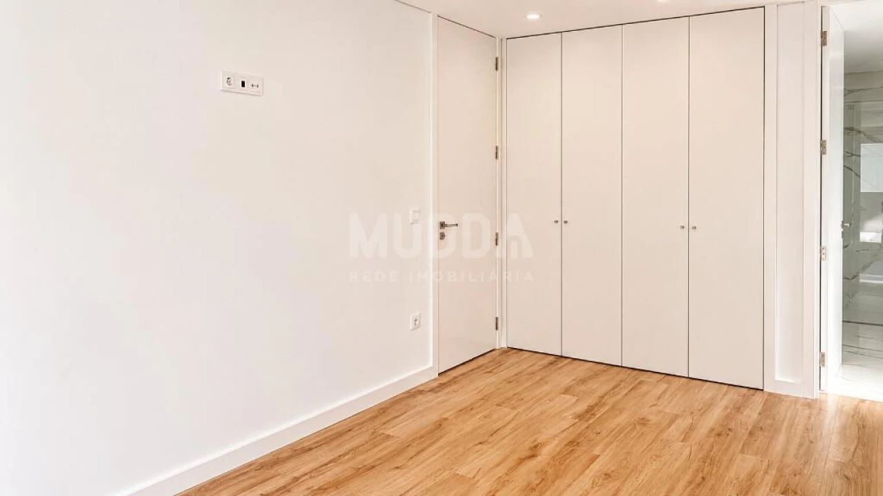 Apartamento T2 para Venda em Santa Maria da Feira, Travanca, Sanfins e Espargo Foto 7